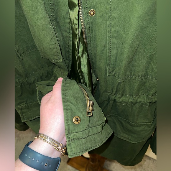 Universal Thread Utility Jacket - Picture 11 of 12